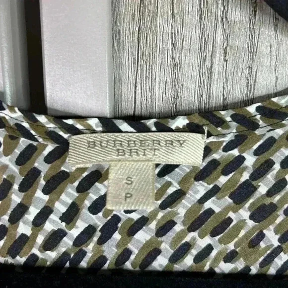Burberry Brit 100% Silk Patterned Tank Size S Scoop Neck - Picture 3 of 8